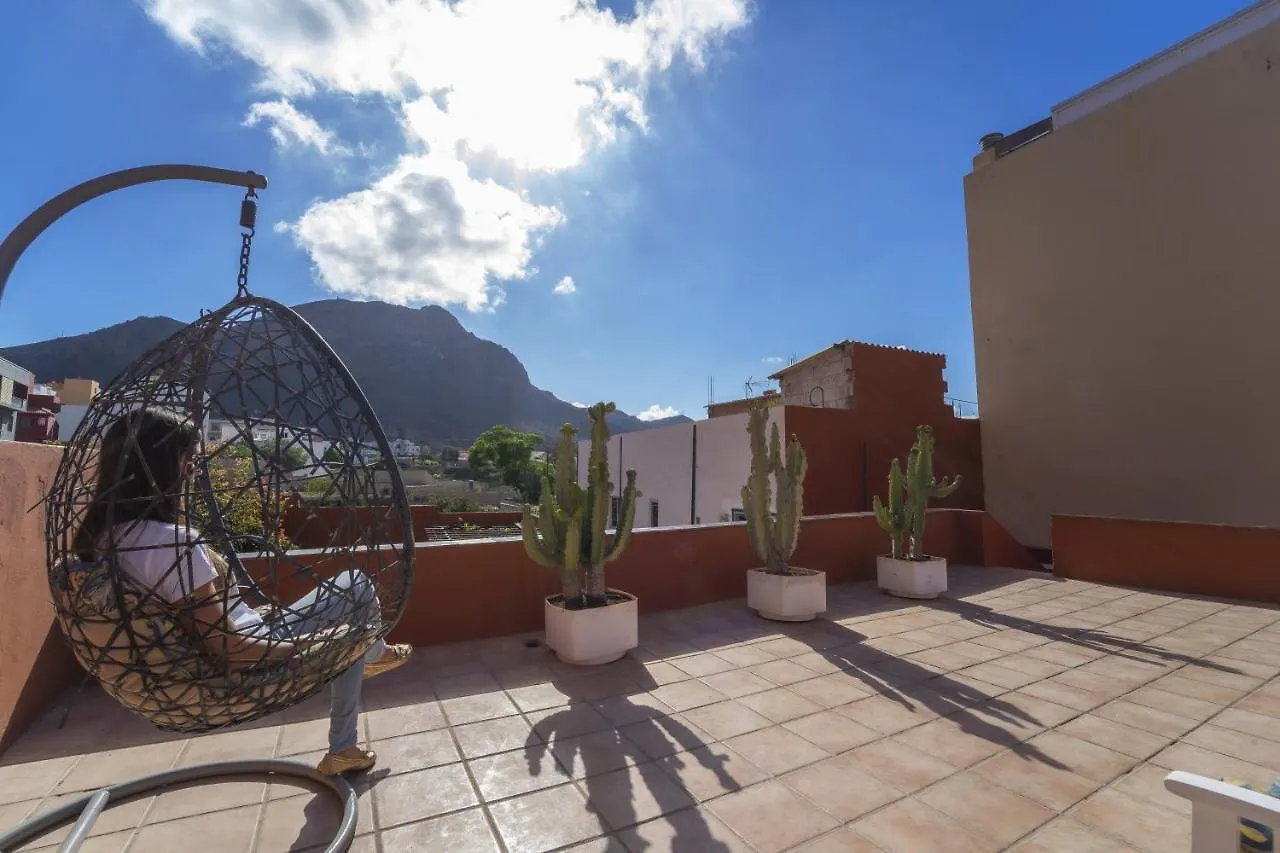 לינה וארוחת בוקר ארונה Cactus Coliving & Coworking